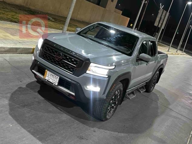 نیسان فرۆنتیر